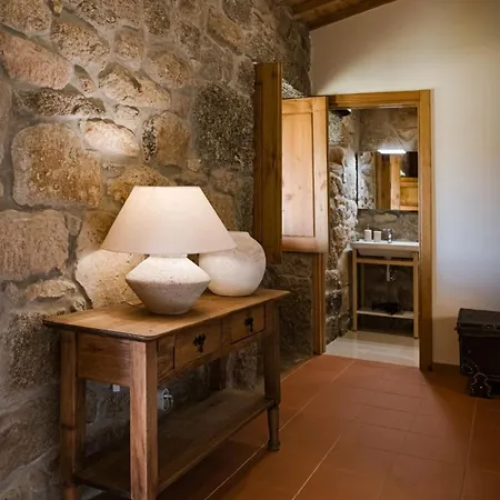 Quinta Da Portela - Chale Da Vinha - By Met Chalet Lamego